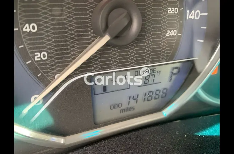 Pre-Owned 2016 Toyota Corolla LE - 2/5