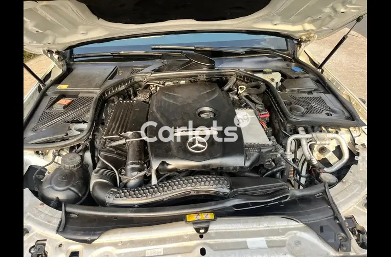 Toks standard Mercedes Benz C300 2016 - 3/5