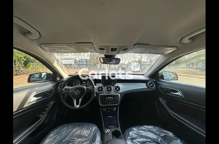 Used Mercedes Benz GLA 2015 - 2/5