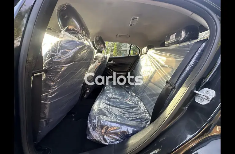 Used Mercedes Benz GLA 2015 - 3/5