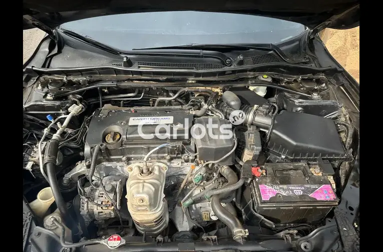 HONDA ACCORD 2017 - 4/5