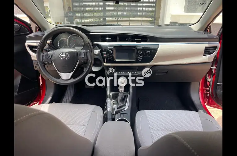 FOREIGN USED 2016 TOYOTA COROLLA LE - 2/5