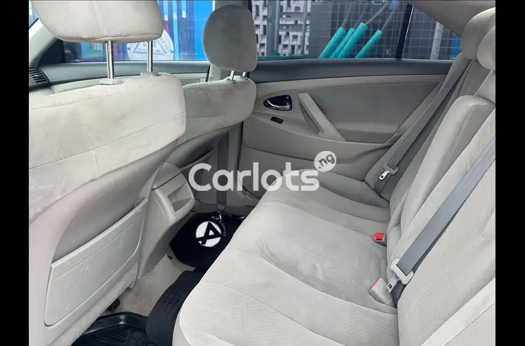 2008 Toyota Camry LE - 4/5