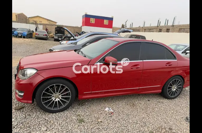 2011 MERCEDES BENZ C300 - 1/5