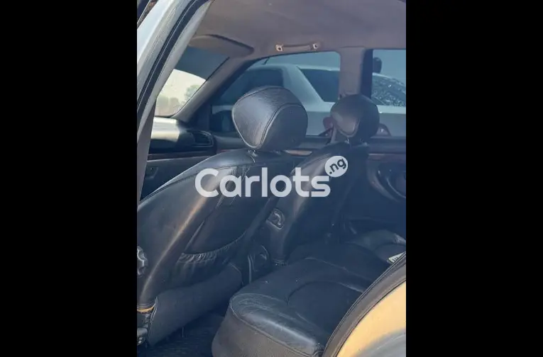 SUPER CLEAN AUTOMATIC 2005 PEUGEOT 406 - 3/5