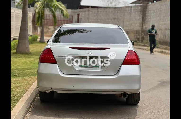 Honda Accord 2007 - 5/5
