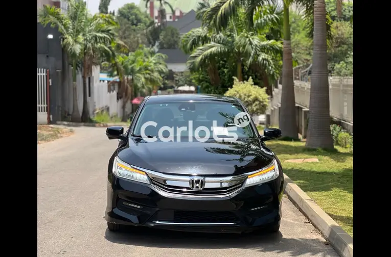 HONDA ACCORD 2017 V6 TOURING
