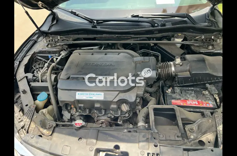 HONDA ACCORD 2017 V6 TOURING - 2/5