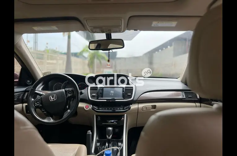 HONDA ACCORD 2017 V6 TOURING - 2/5