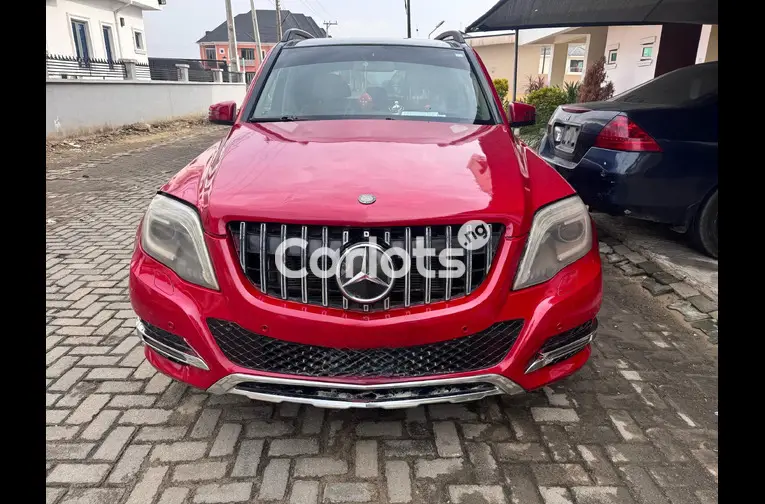 Clean Registered 2012 Mercedes Benz GLK350 4MATIC