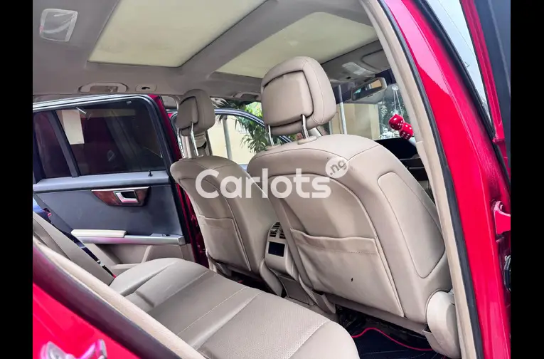 Clean Registered 2012 Mercedes Benz GLK350 4MATIC - 3/5