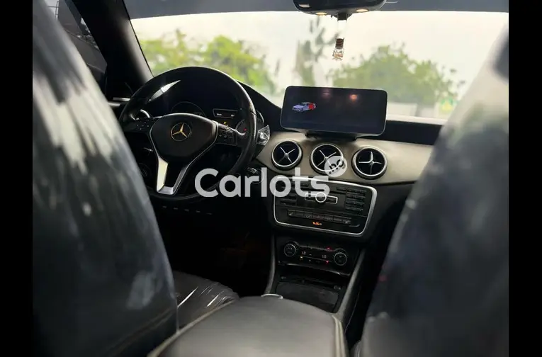 2014 MERCEDES BENZ CLA250 AMG TRIM - 3/5