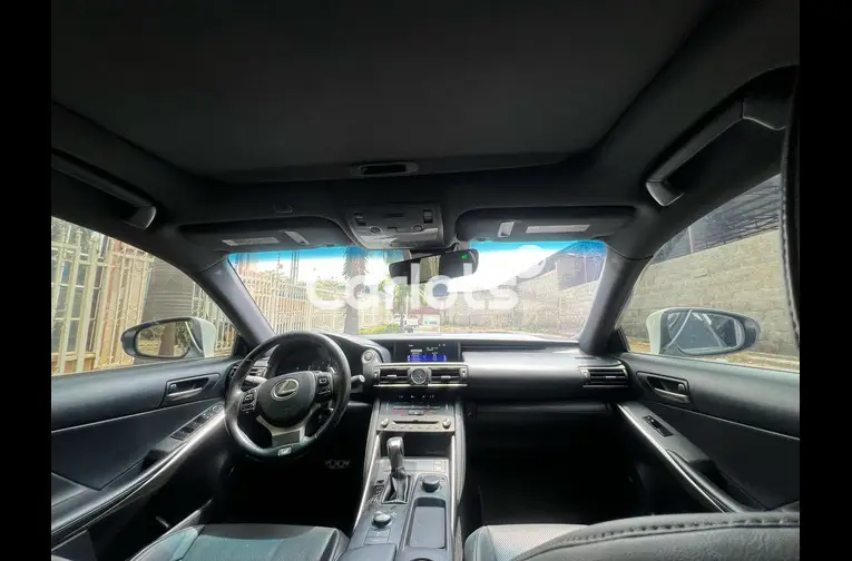 2020 LEXUS IS 350 F-SPORT - 4/5