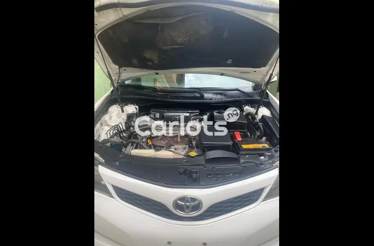 Pre-Owned 2012 Toyota Camry Sport - 4/5