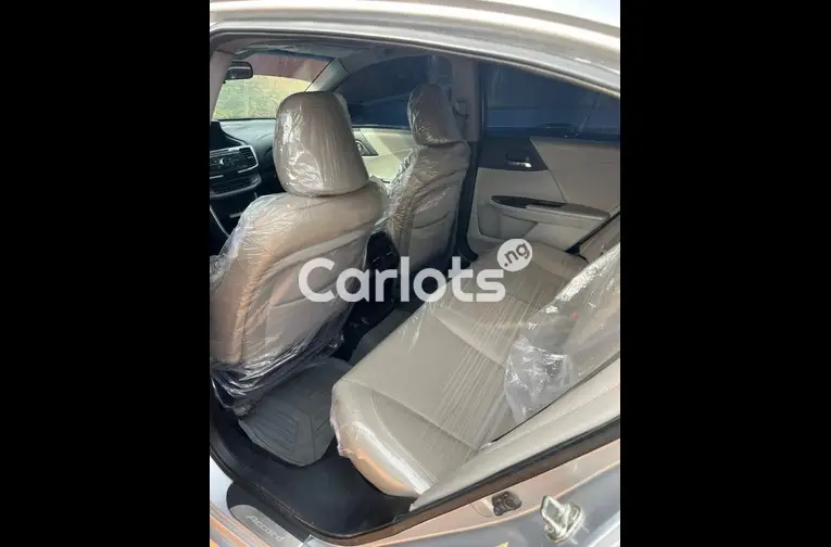 2013 KEYLESS HONDA ACCORD - 4/5