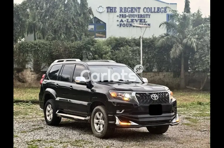 2019 UPGRADED TOYOTA LAND CRUISER PRADO