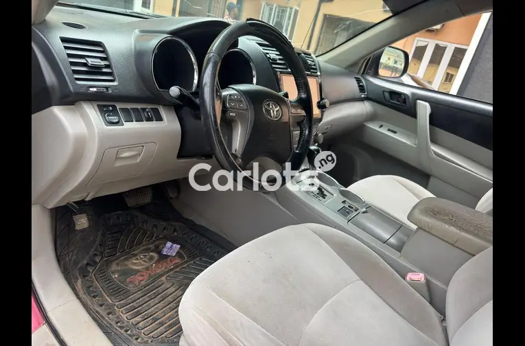 2009 TOYOTA HIGHLANDER - 2/5