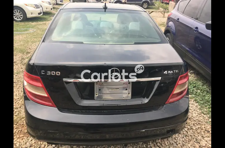 Distress sales 2010 Mercedes Benz C300 - 5/5