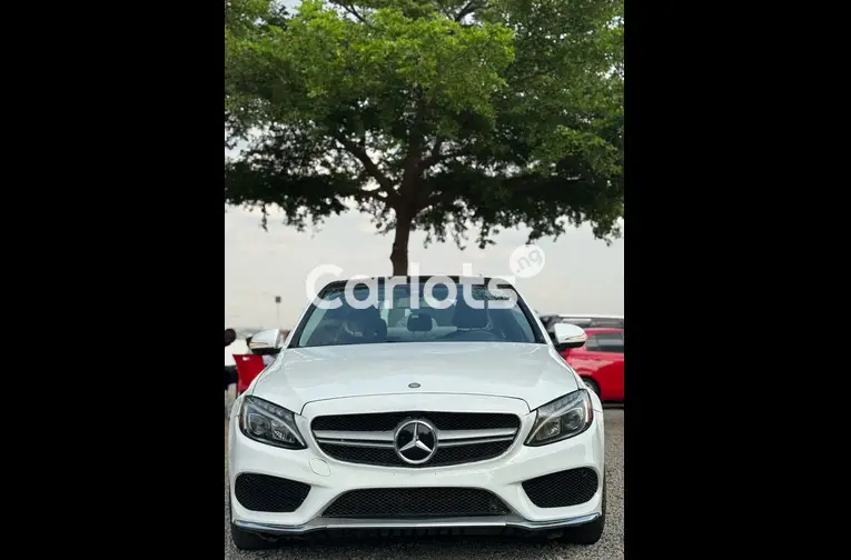 2016 MERCEDES BENZ C300 - 2/5
