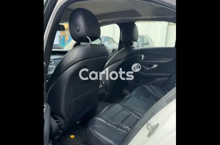 2016 MERCEDES BENZ C300 - 4/5