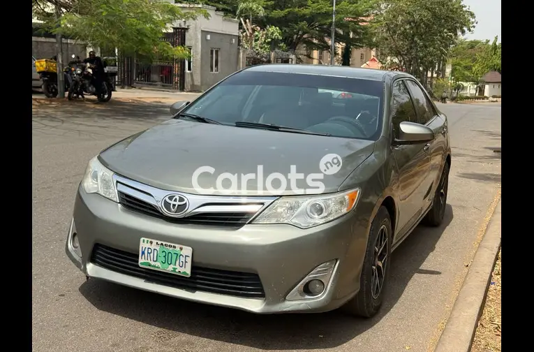 2013 TOYOTA CAMRY LE - 1/5