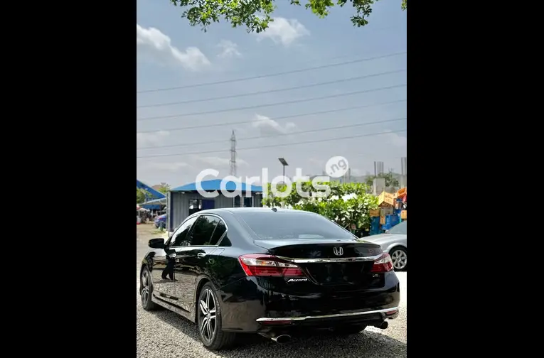 2016 HONDA ACCORD FULL OPTION - 5/5