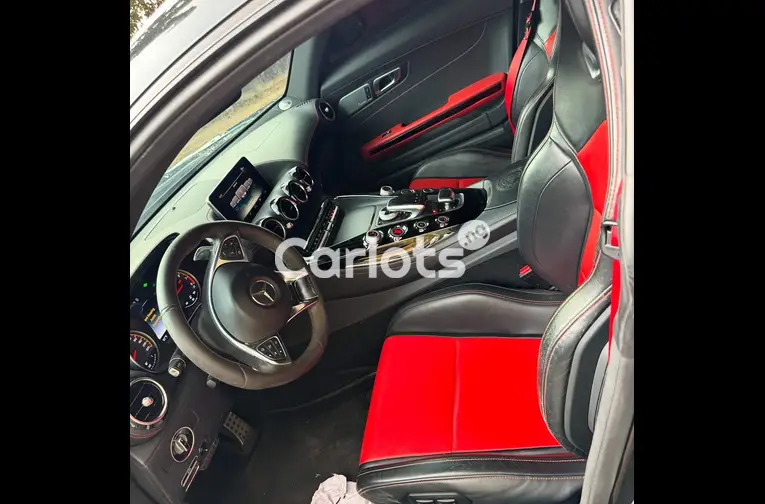 FOREIGN USED 2017 MERCEDES BENZ GTs - 4/5