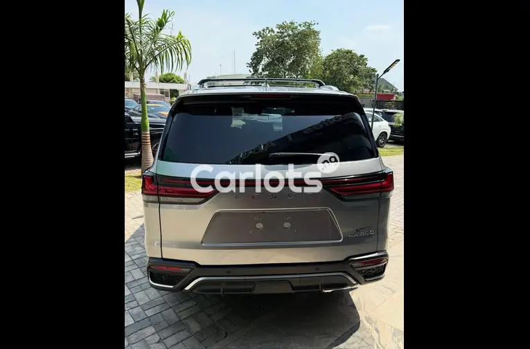 BRAND NEW 2023 LEXUS LX600 - 5/5