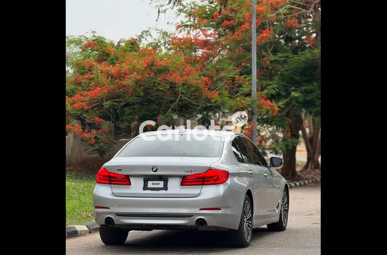FOREIGN USED 2019 BMW 5 SERIES 530i - 5/5