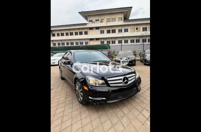 FOREIGN USED 2013 MERCEDES BENZ C300