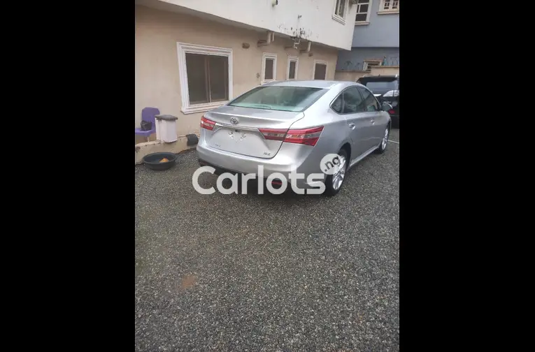 Neatly Used 2013 Toyota Avalon XLE V6 Full Option - 5/5