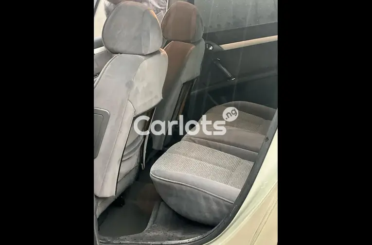 SUPER CLEAN AUTOMATIC PEUGEOT 407 - 4/5