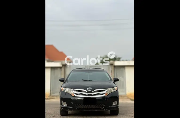 2010 KEYLESS TOYOTA VENZA - 1/5