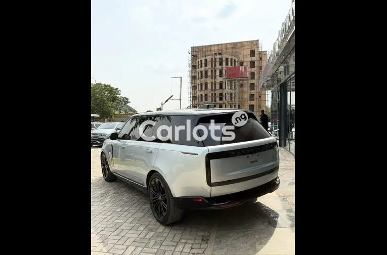 2025 RANGE ROVER AUTOBIOGRAPHY P530 - 5/5