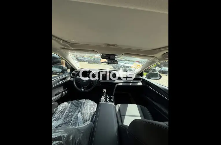 BRAND NEW 2025 TOYOTA CAMRY - 4/5