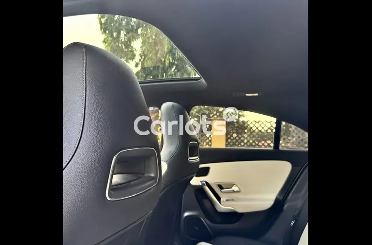2020 MERCEDES BENZ CLA35 AMG - 4/5