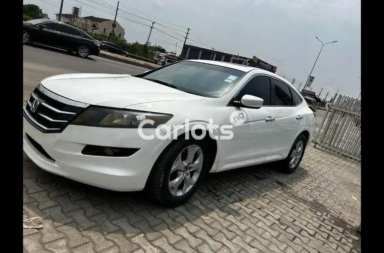 2010 Honda Crosstour - 4/5