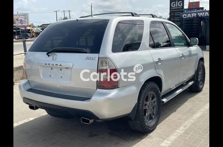 Super Clean 2005 Acura MDX - 4/5
