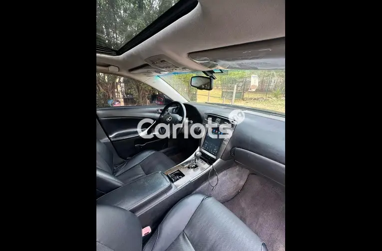 2015 UPGRADED LEXUS IS250 - 2/5