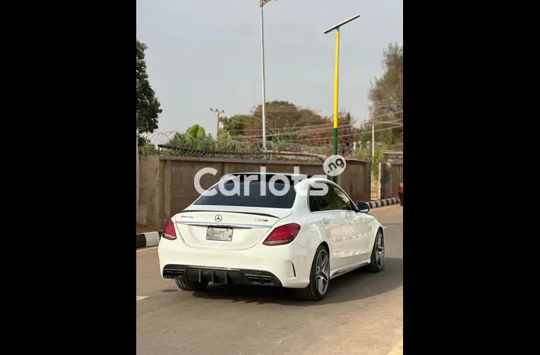 FOREIGN USED 2016 MERCEDES BENZ C63s FULL OPTION - 4/5