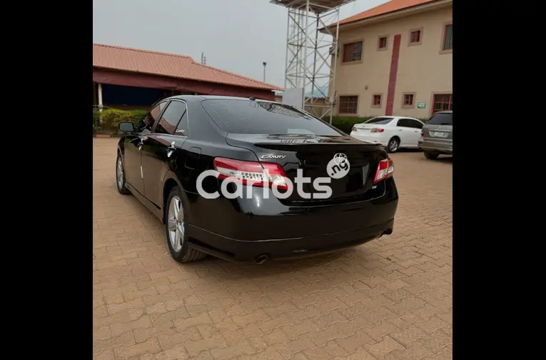 TOKS STANDARD 2011 TOYOTA CAMRY SE - 5/5