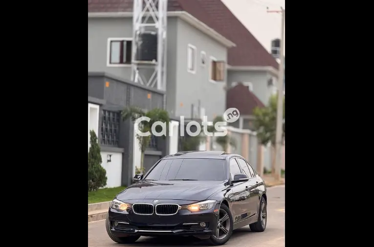 2013 BMW 3 SERIES 328i