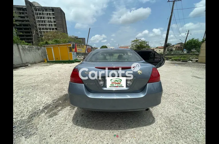 Clean 2007 Honda Accord - 5/5