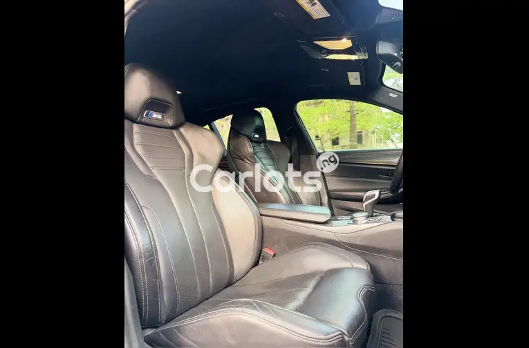 2018 BMW M5 COMPETITION - 3/5