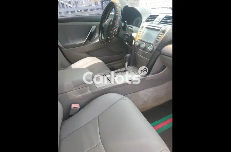 2008 Toyota Camry - 3/5