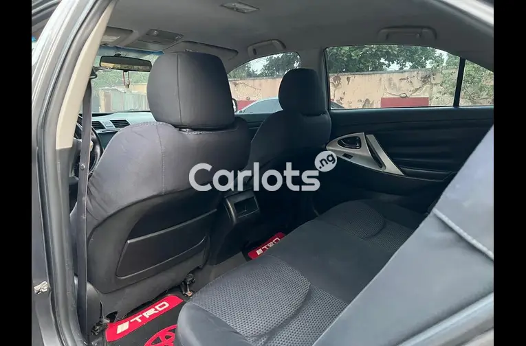 TOKS STANDARD 2010 TOYOTA CAMRY SE - 4/5