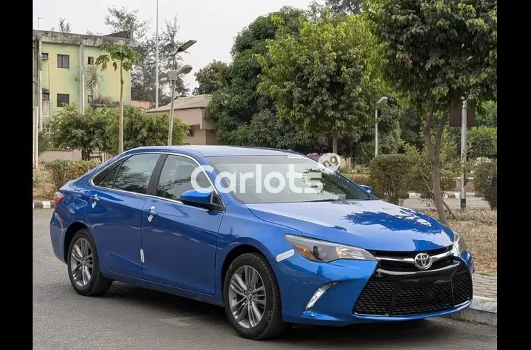 Used Toyota Camry 2017 - 1/5