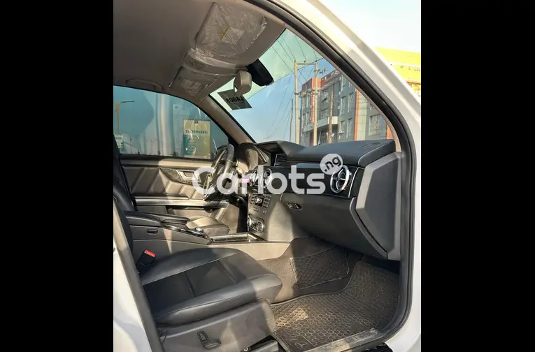 2013 MERCEDES BENZ GLK350 - 3/5
