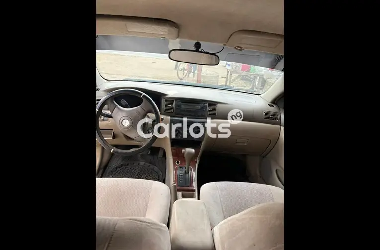 2004 TOYOTA COROLLA - 2/4