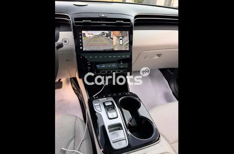 2022 HYUNDAI TUCSON - 3/5